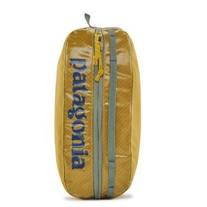 Patagonia Black Hole Cube (Medium, Cabin Gold)